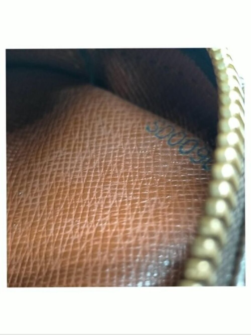 Authentic Louis Vuitton Amazone PM Monogram Crossbody Bag Vintage - Picture 16 of 16